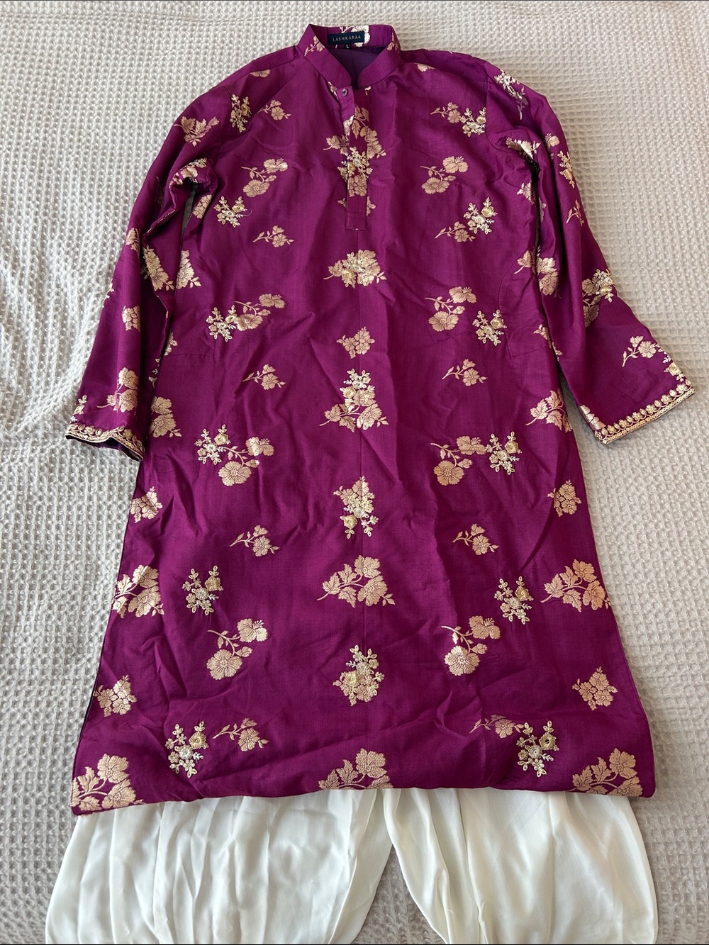 Men's Magenta Kurta with Gold Floral Embroidery - Lashkaraa